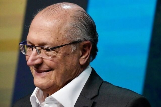 Alckmin Defende Emendas Pix, Mas Medidas do STF Podem Prejudicar Governabilidade e Economia